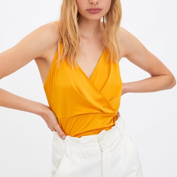 NWT ZARA Crop Top - Picture 1 of 8